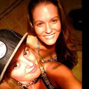 Meet your Posher, Caitlin